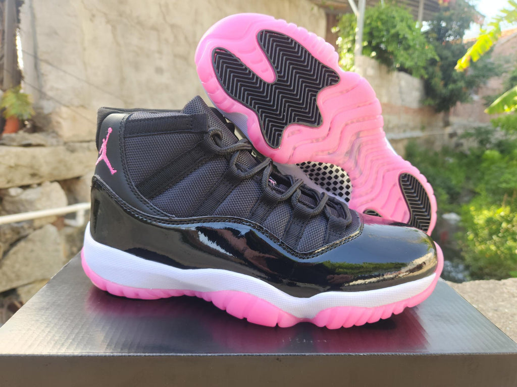 Air Jordan 11 Retro 'Black Rose Red'