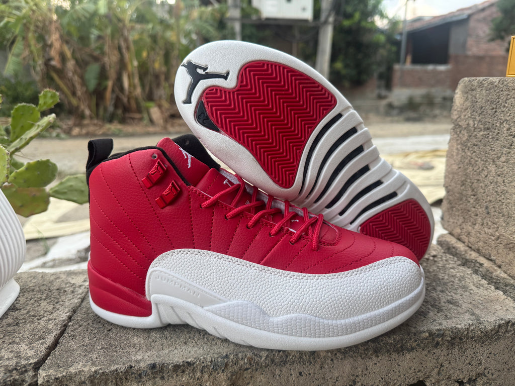 Air Jordan 12 Retro 'White Red'