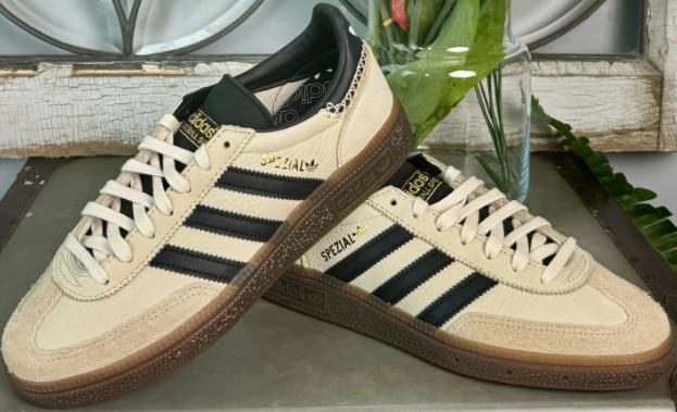 adidas Handball Spezial Women’s Wonder