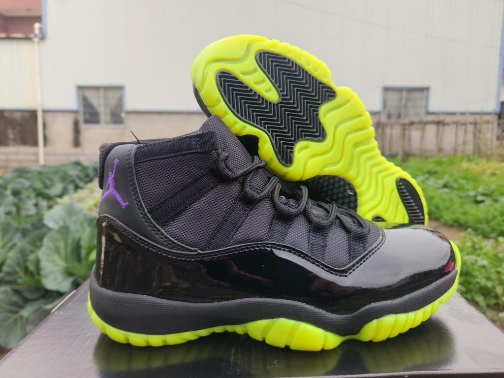 Air Jordan 11 Retro 'Black Green'