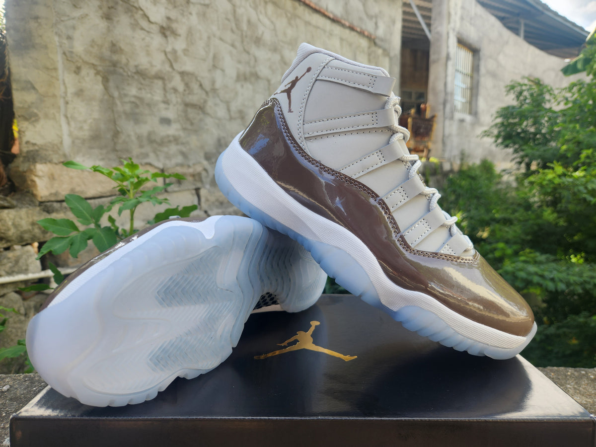 Air Jordan 11 Retro 'Brown Grey'