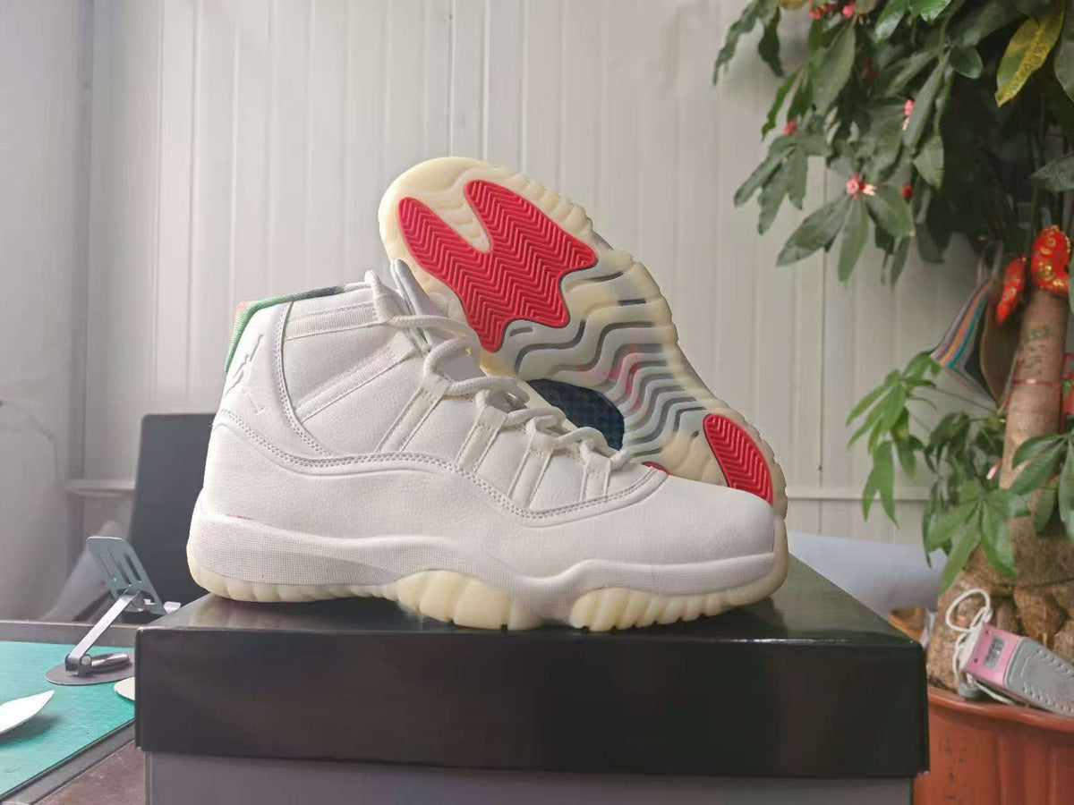 Air Jordan 11 Retro 'Sail Off-White Newsprint Sport Royal'